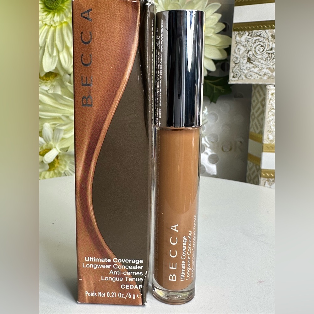 Becca ultimate coverage long wear concealer color Cedar new in the box
